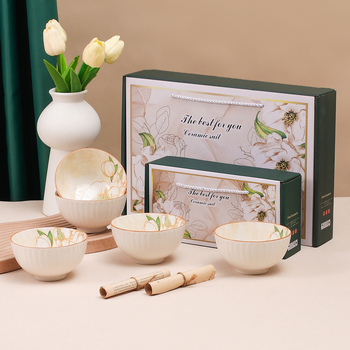 Japán stílusú csontporcelán tálak készlet, virágos mintával, mikrohullámú sütőben használható, testreszabható