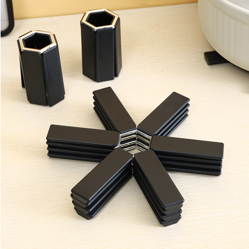 Χοντρό διπλωτό θερμομονωτικό μαξιλαράκι αντί-καψίματος για τραπέζι και κατσαρόλες — ABS υλικό, ακανόνιστο σχήμα, κινεζικό στυλ, εξαιρετικής ποιότητας