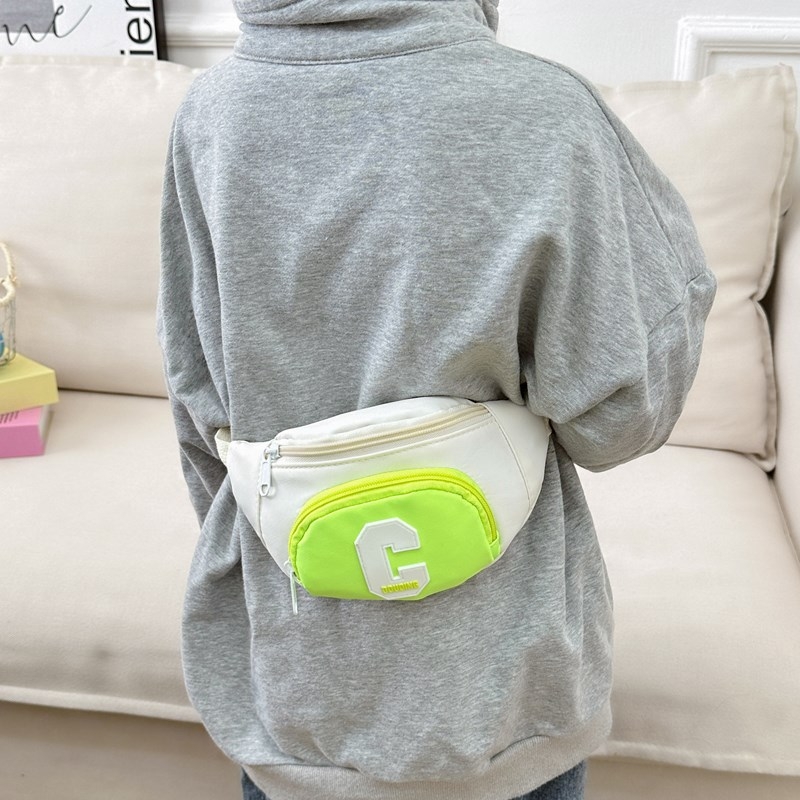 Geantă pentru copii, în stil coreean, crossbody, cu model litere, exterior din nylon și căptușeală poliester