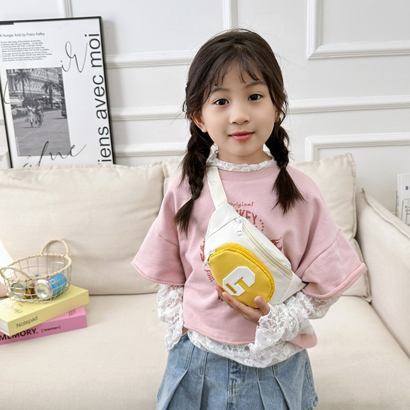 Geantă pentru copii, în stil coreean, crossbody, cu model litere, exterior din nylon și căptușeală poliester
