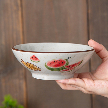 Porcelanska zdjela s motivom biljaka i cvijeća, ispod glazure boje, lagani luksuzni retro stil, okrugli oblik, pogodna za mikrovalnu pećnicu