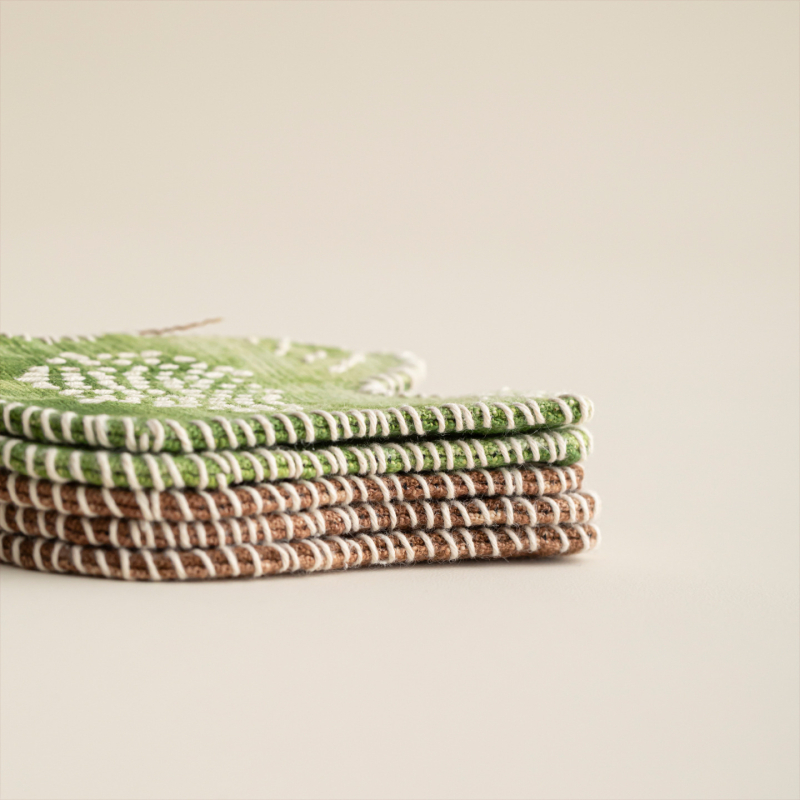 Подложка за чаши за чай от плат с ръчно бродирана птица — Нов китайски стил, печат на лого възможен, пуск през 2025