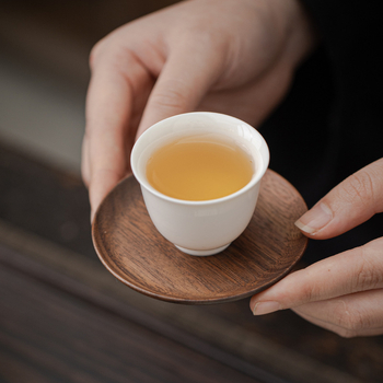 Podmetač za šalicu od orahovog drveta | Yixuan | Kineski stil | Lagani luksuz retro