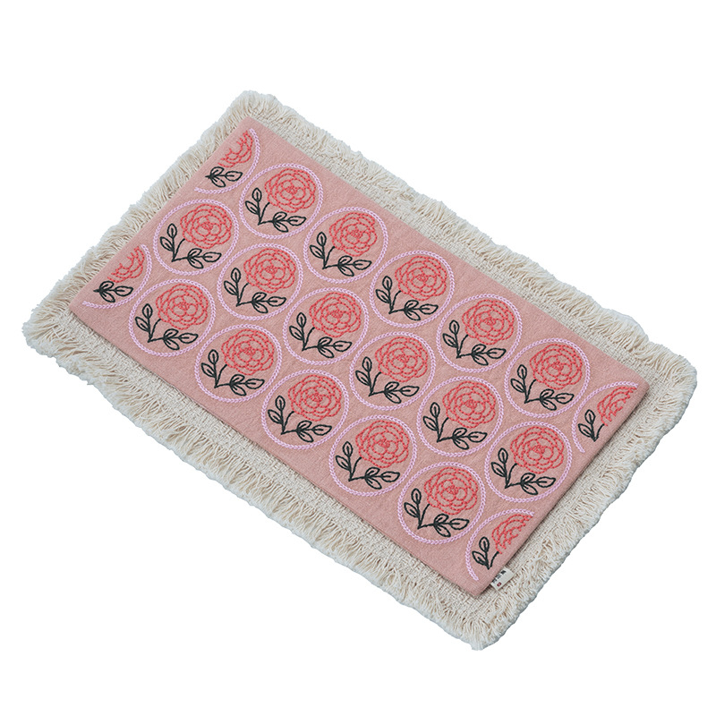 Covoraș dublu pentru ceai, cu broderie sashiko și motiv de trandafir — din bumbac și in, stil chinezesc