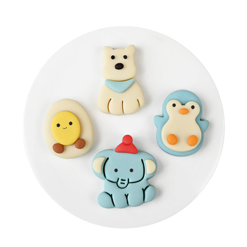 Formă pentru chifle la abur cu motive animale și fructe, din plastic, serie Fruit Animals, potrivită pentru chifle la abur și fondant