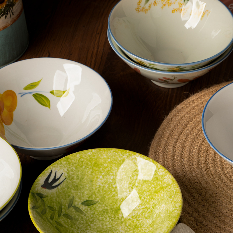 Vas ceramic, rotund, model cu flori sub glazură, compatibil cu cuptorul cu microunde, stil chinezesc nou