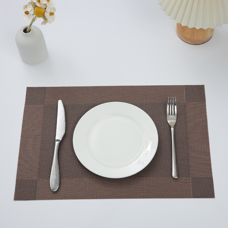 Așezător de masă cu ramă unică, stil Nordic, PVC izolant termic și lavabil, compoziție 70% PVC / 30% poliester