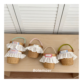 Geantă pentru copii din paie împletită, cu dantelă și etichetă cu litere, modernă pentru uz zilnic – vară 2025