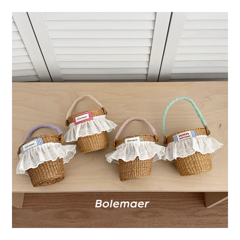 Geantă pentru copii din paie împletită, cu dantelă și etichetă cu litere, modernă pentru uz zilnic – vară 2025