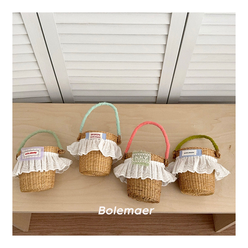 Geantă pentru copii din paie împletită, cu dantelă și etichetă cu litere, modernă pentru uz zilnic – vară 2025