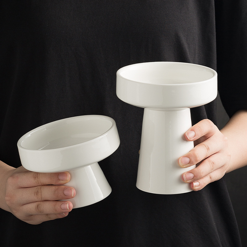 Vas de desert din porțelan cu picior înalt, compatibil cu microunde, finisaj sub glazură, posibilitatea imprimării logoului