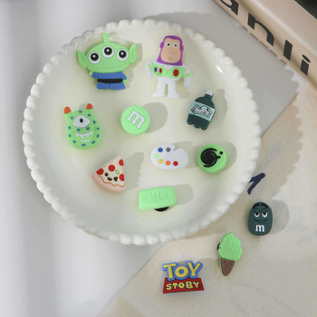 Αποσπώμενο διακοσμητικό εξάρτημα για παπούτσια τύπου Crocs – σχέδιο με λουλούδι και ζευγάρι καρτούν, Curry Beggar, κατάλληλο για casual παπούτσια και παντόφλες, όλες οι εποχές