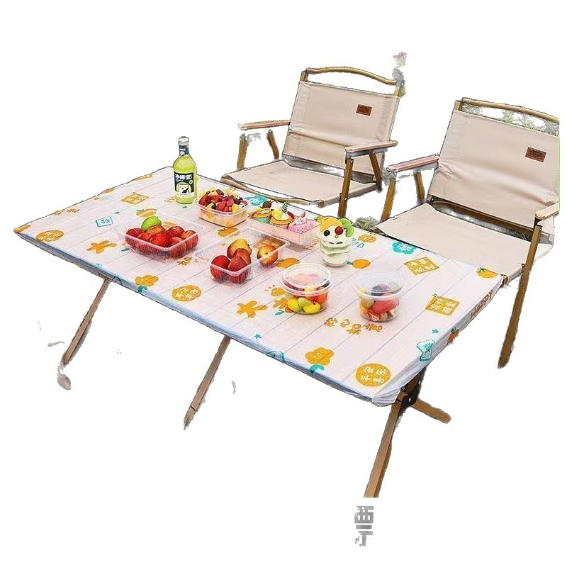 Μίας χρήσης εκτυπωμένο τραπεζομάντηλο με δυνατότητα προσαρμογής, πλαστικό (PE/πολυαιθυλένιο), πάχος 2 silk, ορθογώνιο σχήμα, κατάλληλο για πικνίκ.