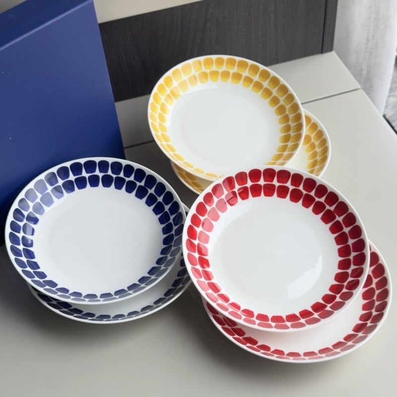 Set posuđa za stol - keramika, retro i vintage stil, ručno oslikana površina, pogodno za mikrovalnu pećnicu