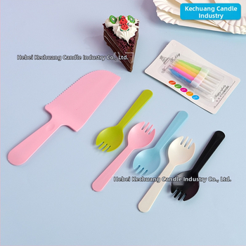 Еднократен комплект за торта: поднос за торта, ножове и вилици – пластмасов, правоъгълен, включва 5 ножа и 5 вилици