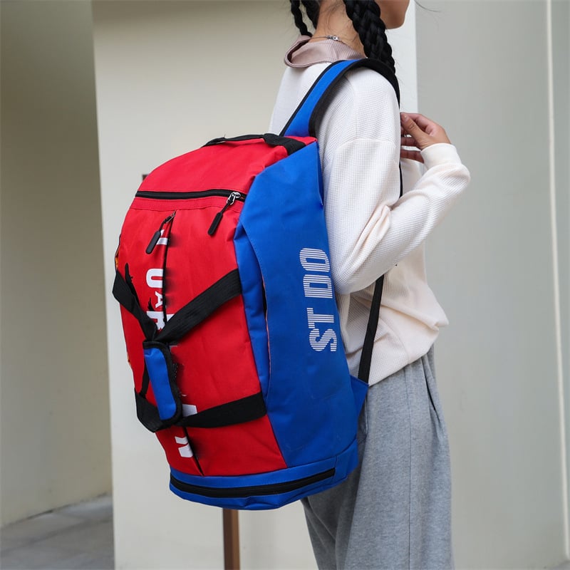 Utazáshoz való hátizsák kettős vállpánttal — nylon, 20–35 L, cipzáras nyitás, belső cipzáras zseb, logó nyomtatás, testreszabás elérhető, utcai stílus