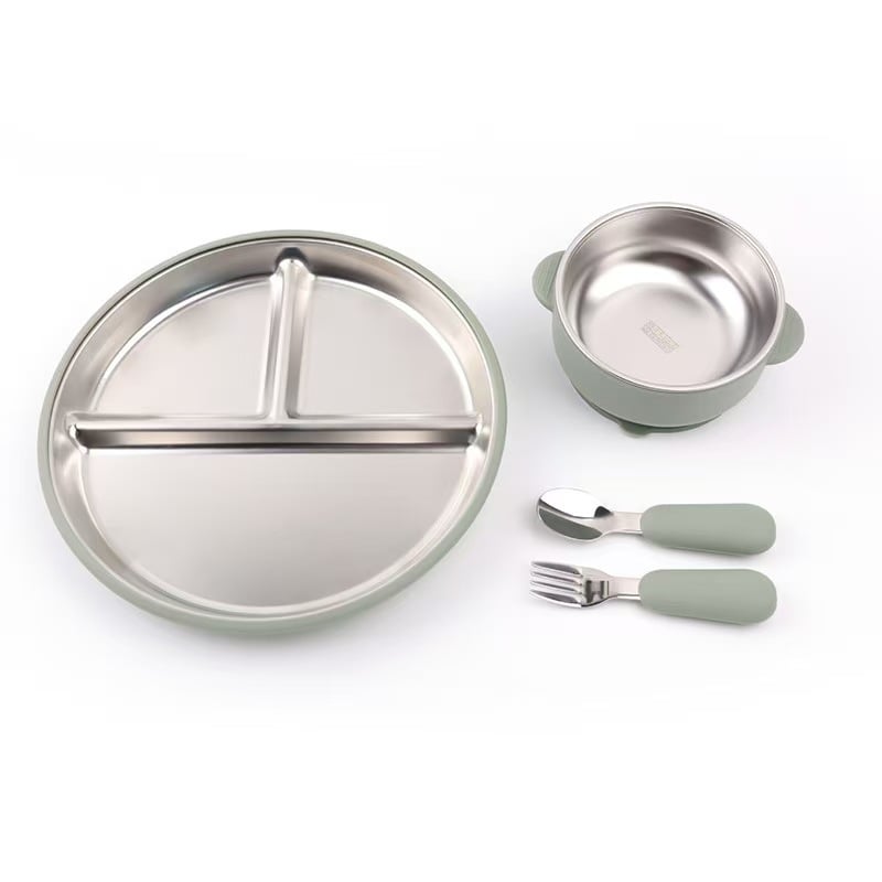 Dječji set za prehranu od nehrđajućeg čelika: tanjur s tri odjeljka, zdjela s dvije ručke, usisna baza i pribor ( vilica i žlica ); 304 nehrđajući čelik; za dob 6 mjeseci i više; set od 4 komada
