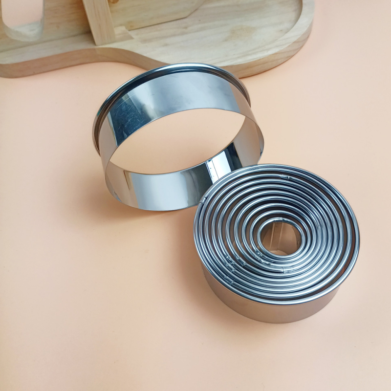 11-dijelni set od nehrđajućeg čelika kružnih kalupa za mousse, tortu i kekse