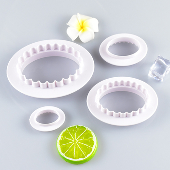 Ovalna dvostrano rezna kalupa za pečenje – plastična kalupa za kekse i peciva – moderan minimalistički stil
