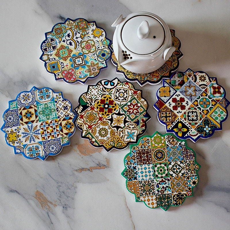 Keramički podmetači za šalice s uzorkom cvijeća, nepravilnim oblikom, boemski stil, proizvod prve klase