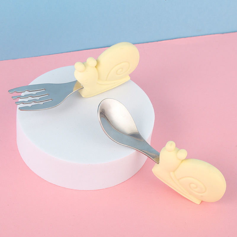 Dječji set pribora za hranjenje: vilica i žlica od 304 nehrđajućeg čelika sa silikonskom trenirajućom žlicom, kratka drška, za djecu od 6 mjeseci