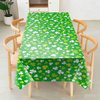 Jednokratna stolnjica od polietilena s motivom četverolistne djeteline, pravokutnog oblika, debljina 0,03, prilagodljiva