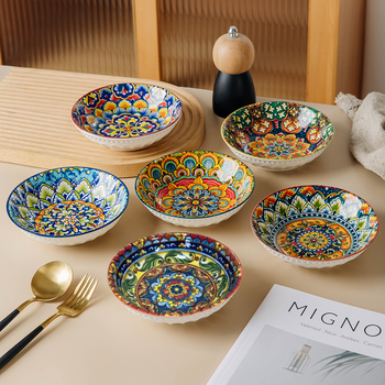 Podglazurno ručno oslikana boho keramička posuda za začine i umake, okrugla, promjer 14–14,9 cm, cvjetni motiv