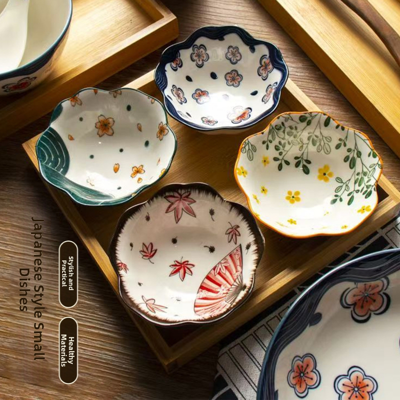 Керамична чинийка за сосове (за соев сос и оцет), кръгла форма, прост стил, без печат на лого, 1 бр.