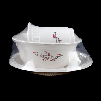 Set de veselă de unică folosință, ambalat individual, grosime îmbunătățită, set de patru piese, din plastic alimentar, pentru uz comercial și casnic