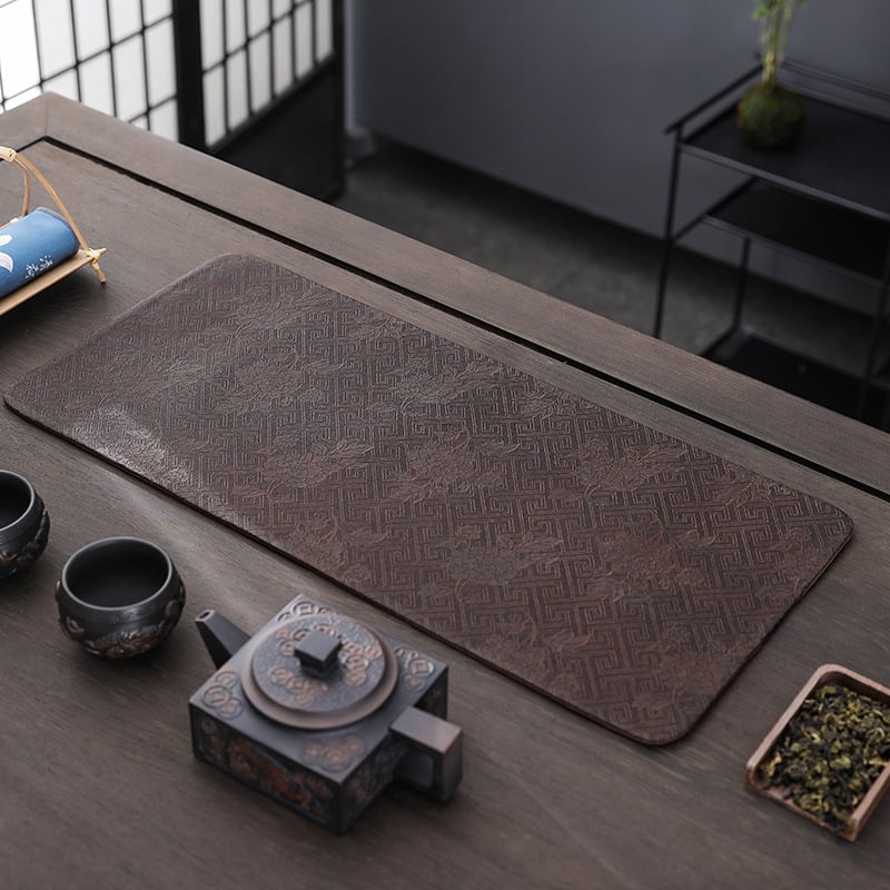 Čajna podloška od tkanine, marka The road to the world, izdanje 2024., s tiskanim logom, prvoklasna kvaliteta