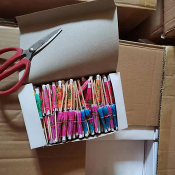 Semn – Lemn, design creativ cu model floral, logo imprimat, Mountain People