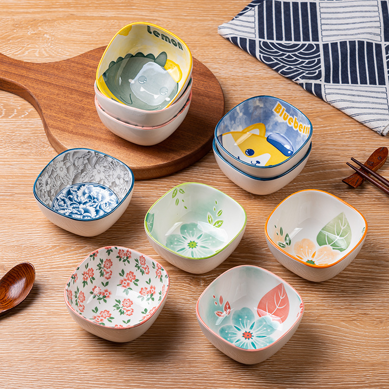 3-компонентни порцеланови купички за сосове в японски стил, карикатурен принт, неравна форма, подходящи за микровълнова, подглазурно покритие