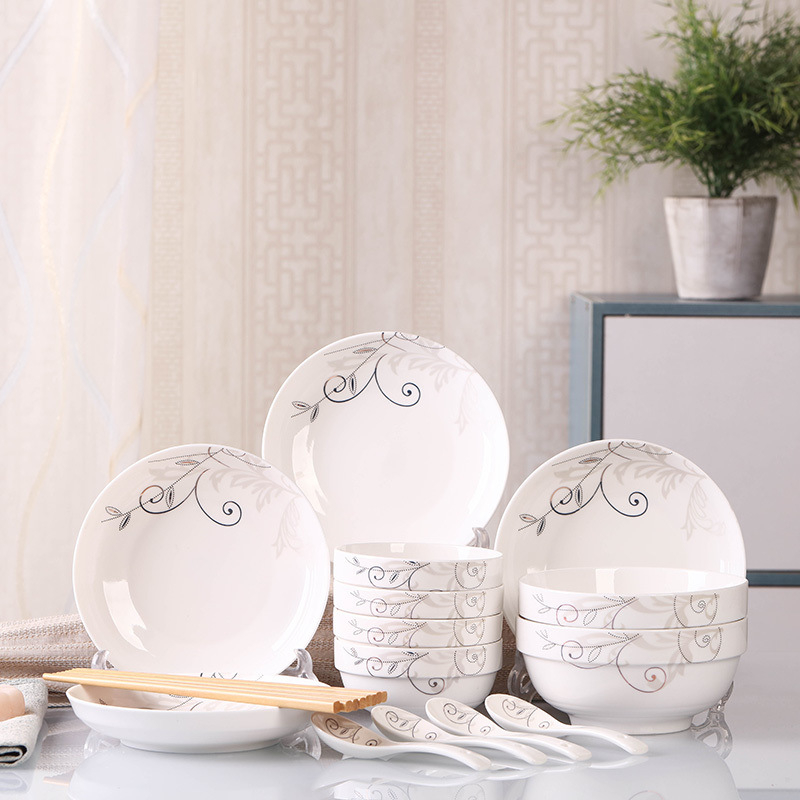 Porcelán étkészlet – tálak, tányérok és evőpálcikák, egyszerű kialakítás, új kínai stílus