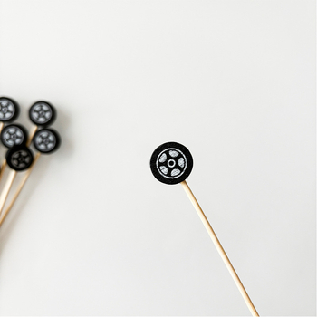 Еднократни бамбукови плодови шишчета – творчески стил, карикатурен модел, коктейлна декорация за възрастни