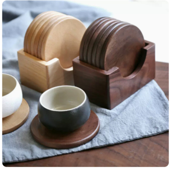 Δίσκος για τσάι από μαύρη καρυδιά – Αντιολισθητικό και μονωτικό υπόστρωμα για γραφείο ή τραπεζάκι καφέ, κυκλικό/τετράγωνο/ακανόνιστο σχήμα, premium μοντέρνος σχεδιασμός