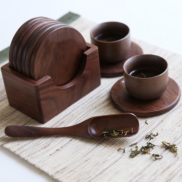 Δίσκος για τσάι από μαύρη καρυδιά – Αντιολισθητικό και μονωτικό υπόστρωμα για γραφείο ή τραπεζάκι καφέ, κυκλικό/τετράγωνο/ακανόνιστο σχήμα, premium μοντέρνος σχεδιασμός