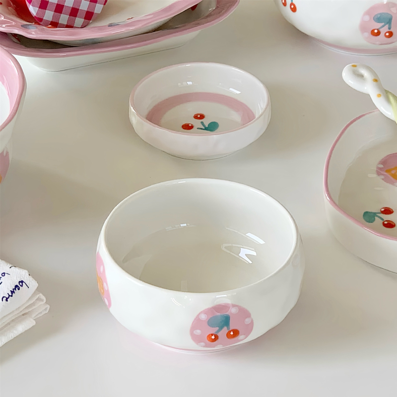 Porcelanski set posuđa za stol: zdjele i tanjuri, jednostavan stil, porcelan materijal