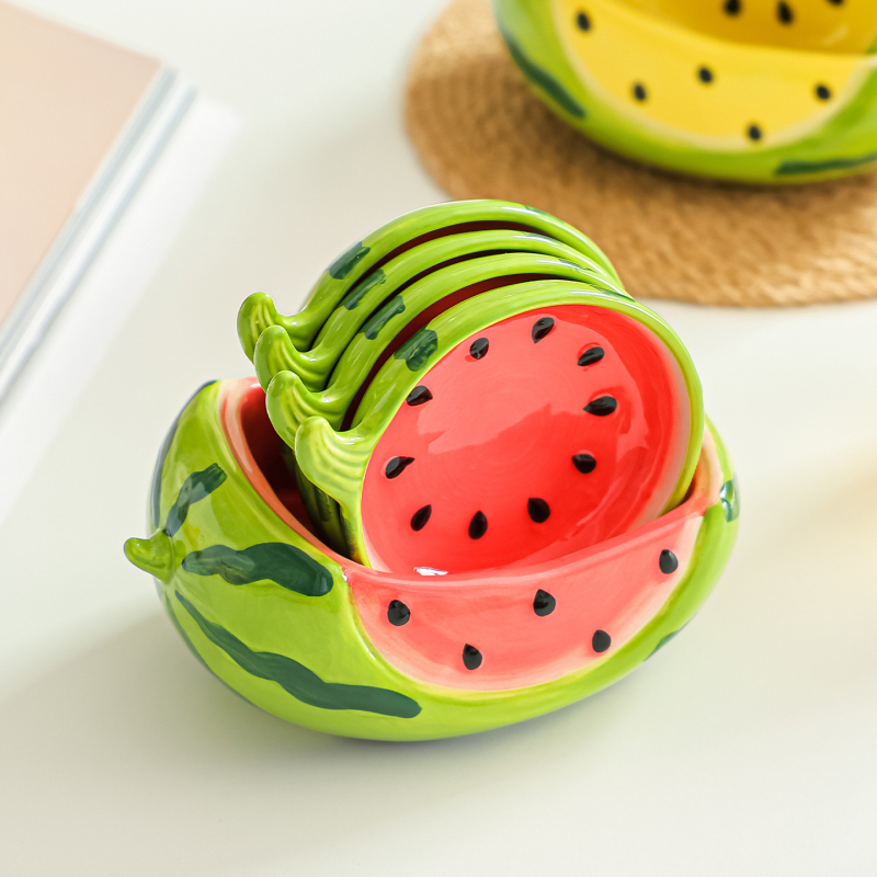 Керамична чиния за подправки, кръгла форма, повърхност с подглазурно оцветяване, стил свеж и мил