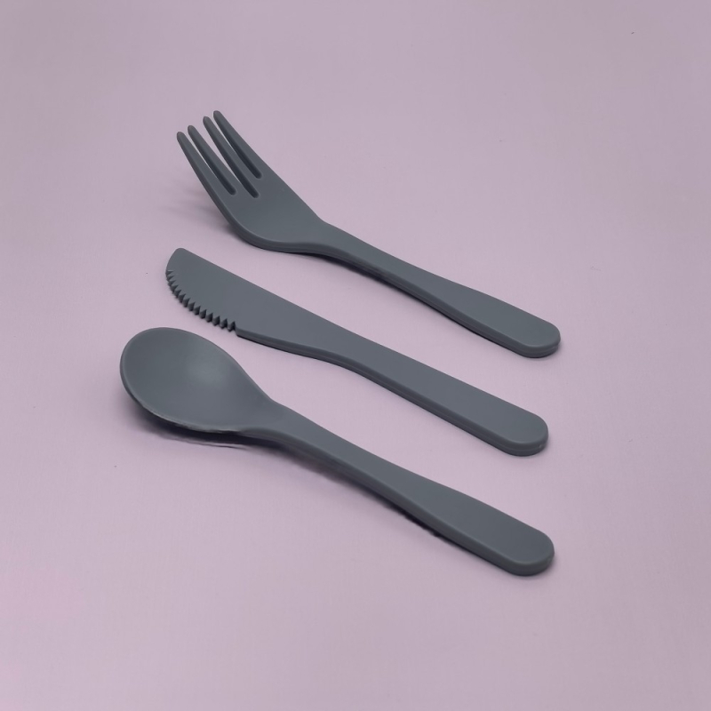 Prijenosni set pribora: nož, vilica i žlica; materijal: plastika; nehrđajući čelik: 201; prilagodba: dostupna; sadržaj: nož, vilica i žlica; stil: vanjski prenosni set pribora