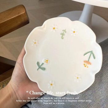 Керамична малка чиния за закуски, кръгла, корейски стил, с възможност за печат на лого (Материал: керамика; Форма: кръгла; Стил: корейски; Печат на лого: възможен; Подходяща за подарък)