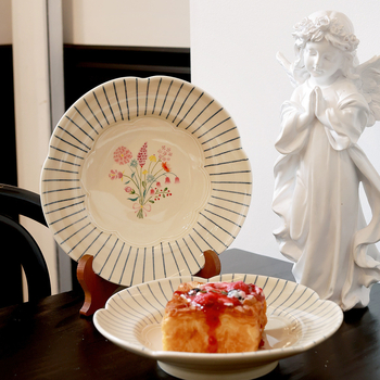 Maple Two keramički japanski retro set posuđa – tanjuri, zdjele za rižu i rezance; cvjetni uzorak; podglazurna boja + dekals visoke temperature; mikrovalna pećnica