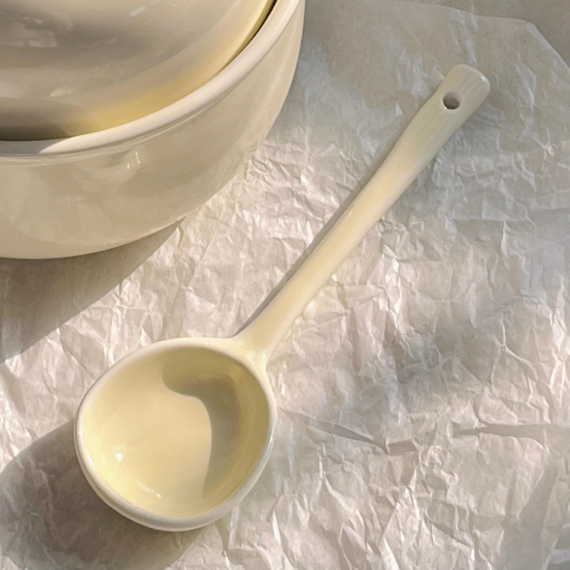 Set keramičkog posuđa od bone china — moderan minimalistički stil, mikrovalna pogodna, s tiskanim logom, brend Chuang Jian