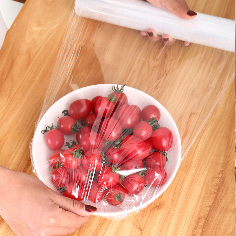 Μεμβράνη φαγητού Okeus – κοινή μεμβράνη συντήρησης σε ψυγείο για οικιακή χρήση; υλικό: πλαστικό; αντοχή στη θερμοκρασία: -60°C έως 100°C; διάρκεια ζωής: 48 μήνες; συσκευασία: απλή; 60 τεμάχια