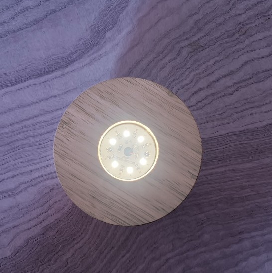 LED osvijetljena okrugla podmetač za čašu vina – moderni minimalistički stil, biorazgradivo