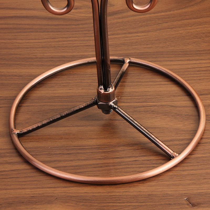 Стойка за чаши за вино със S-образна форма от метална тел – окачваща, прост стил