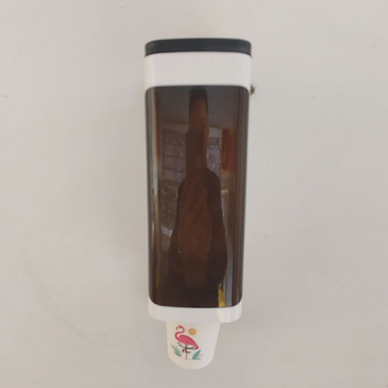 Диспенсър за чаши – пластмасов, стенен монтаж, единична тръба, прост стил, тегло 100 г