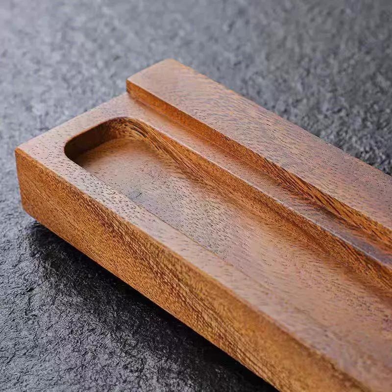 Držač za čaše od drveta - moderni minimalistički stil, jednostavan dizajn
