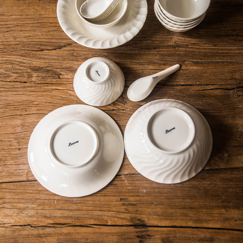 16-части порцеланов сервиз за хранене, китайски стил, семпъл стил