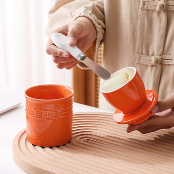 Керамичен буркан за масло със капак за кухненско съхранение, европейски стил; форми: кръгла и правоъгълна; материал: керамика; запечатано; персонализиране