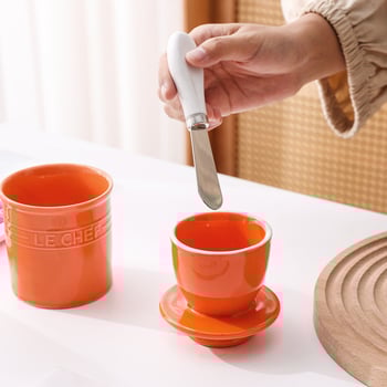 Керамичен буркан за масло със капак за кухненско съхранение, европейски стил; форми: кръгла и правоъгълна; материал: керамика; запечатано; персонализиране